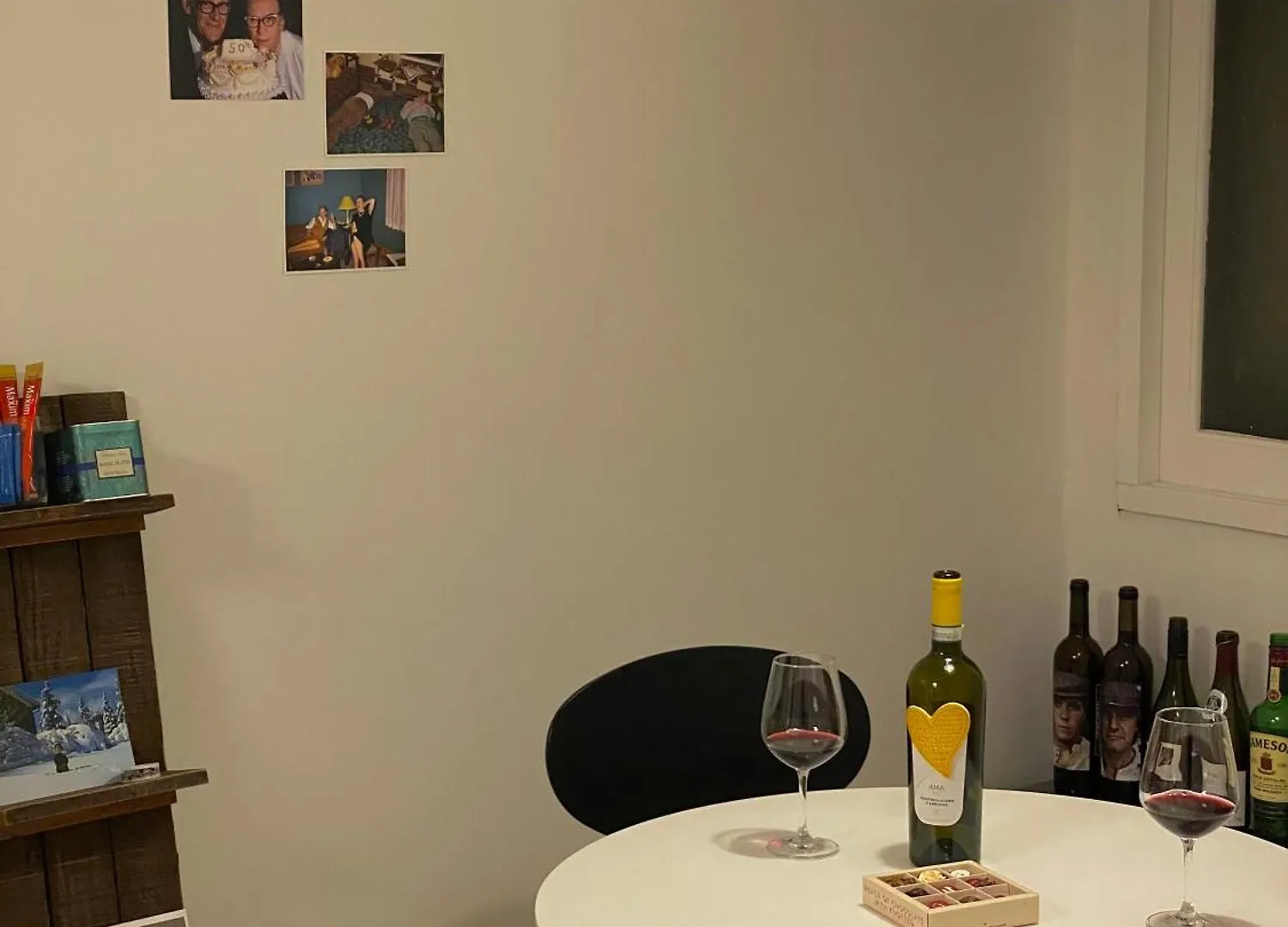 Omok Bridge, 2 Room, Netflix, Youtube Seoul 0*,