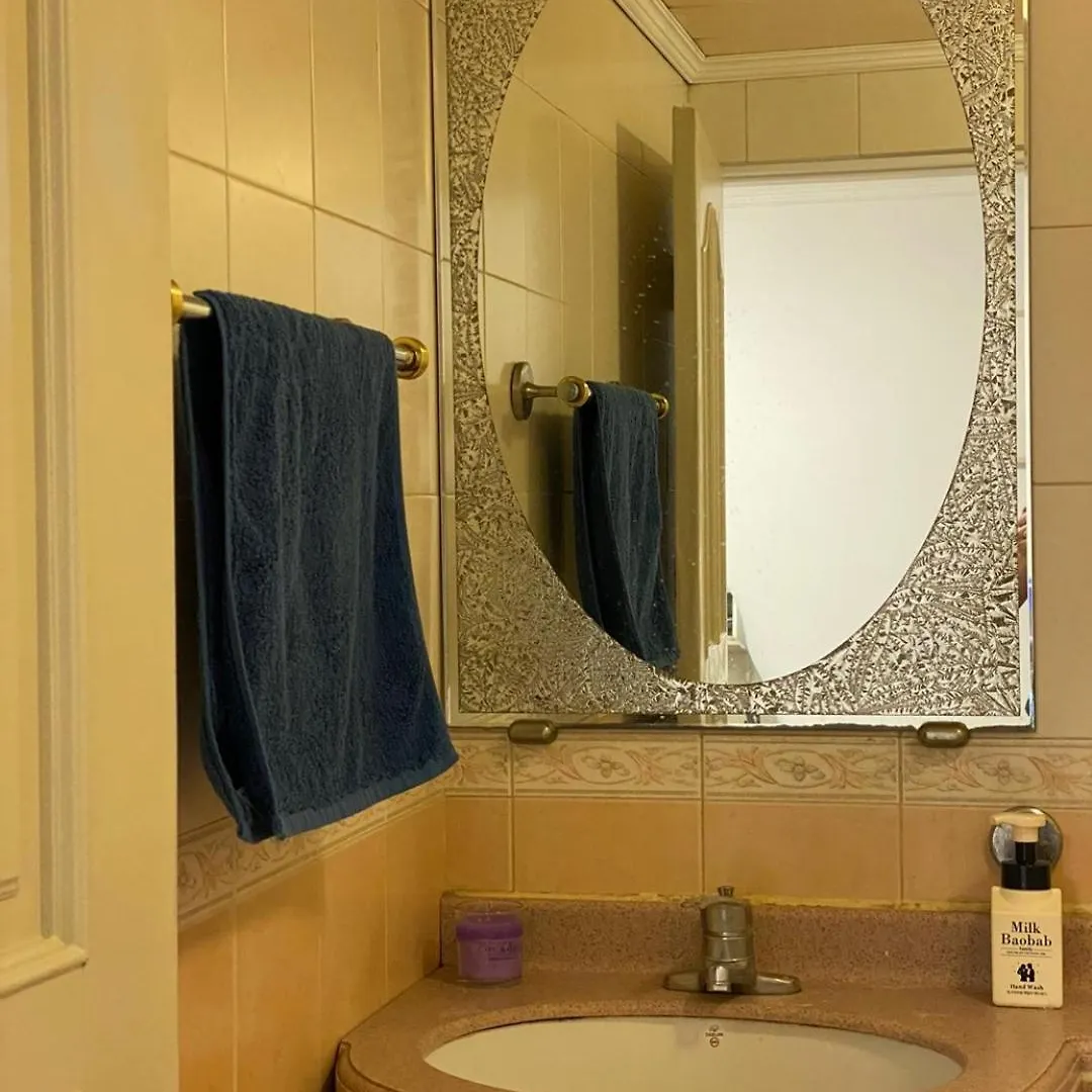 Omok Bridge, 2 Room, Netflix, Youtube Seoul South Korea