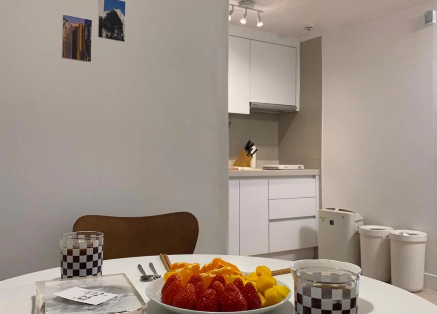 Omok Bridge, 2 Room, Netflix, Youtube Soul Apartmán